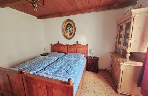 Zlebske Chvalovice House | Stateček plný zvířátek