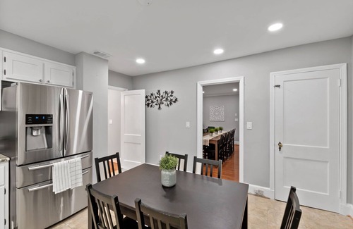 Potomac West House | Stately 5BR Historic Retreat - CozySuites