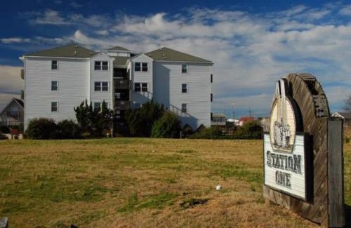 Kill Devil Hills Apartment | Station One by Kees Vacations