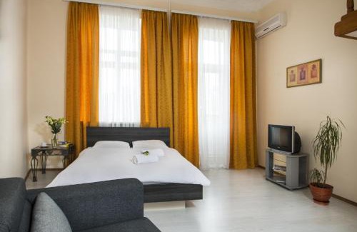 Kyiv Apartment | Status Apartments