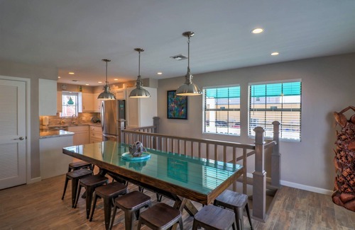 South Padre Island House | Stay at Casa de Tortuga: Remodeled beauty! Save 10% on 7+ nights.