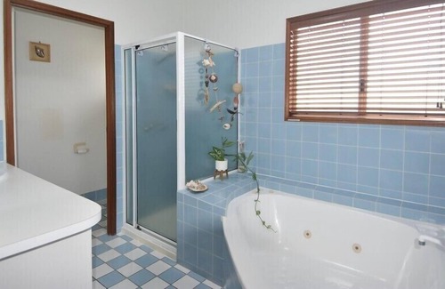 Wongaling Beach House | Stay at ‘Ocean Breeze’