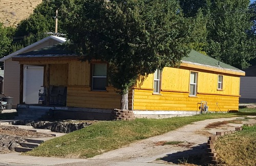 Lava Hot Springs House | Stay at the Naughty Pine in beautiful Lava Hot Springs, blocks from downtown