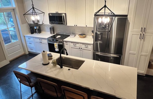 Beaufort House | Stay Awhile in Habersham