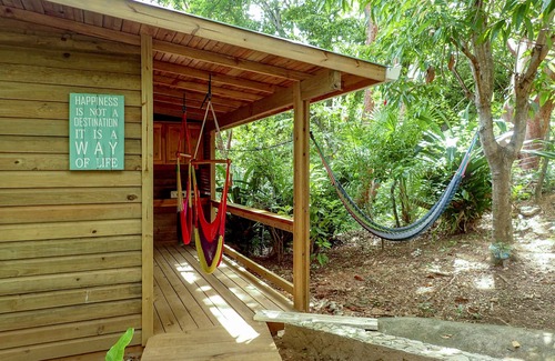 Antoneys Cay Apartment | Stay & Dive in our cozy casita at Blue Island Divers Resort