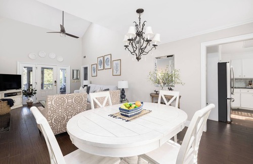 Isle of Palms House | Stay @ Here Comes the Sun on Isle of Palms