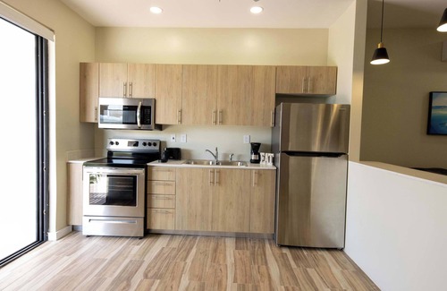 Leeward Settlement Apartment | Stay in a Long Bay Beach Villa with a Shared Pool