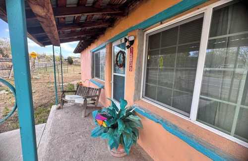 Penasco House | Stay in a vintage adobe mountain home with modern touches. Great retreat!