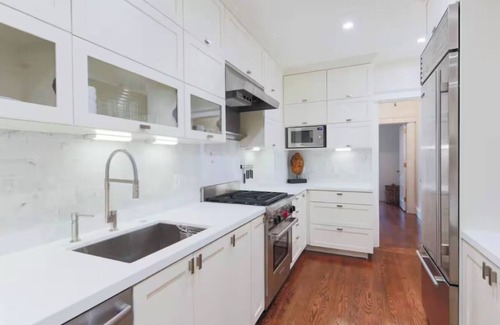 Nob Hill Condo | Stay in iconic historical 2 BD/1 BA flat in the heart of San Francisco