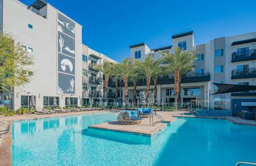 Desert View Village Apartment | Stay in Phoenix - Minutes to Mayo & Shopping - Pool - Parking - S134