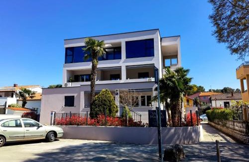 City Center Apartment | Stay in the very heart of Poreč - 50m to the beach