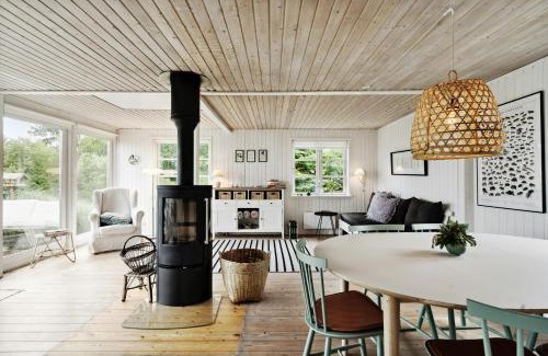 Fejrup House | Stay Near Nature And Attractions On Helgenæs