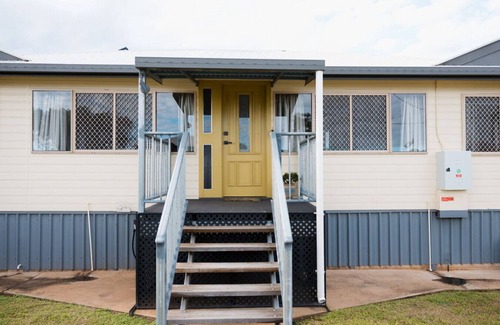 Clermont House | Stay Outback Clermont