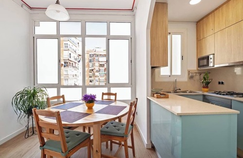 L'Antiga Esquerra de l'Eixample Apartment | Stay U-nique Apartments Hospital Clinic