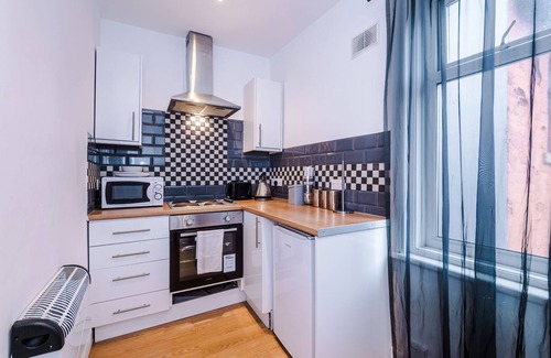 South Shore Apartment | Stay With Empire - Tyldesley Rd