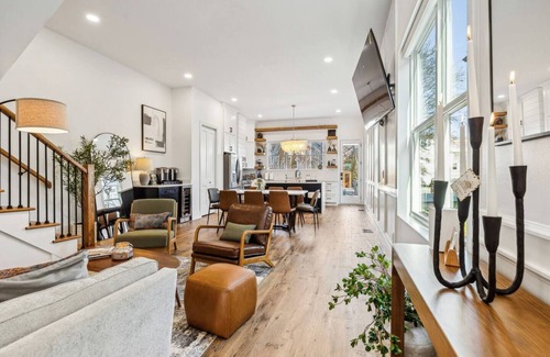 East Hill House | Stay&Work | Desk, Hot Tub, Sauna
