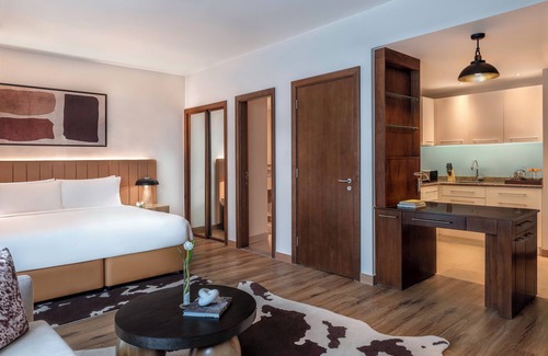 Abu Dhabi Hotel | Staybridge Suites Abu Dhabi Yas Island by IHG