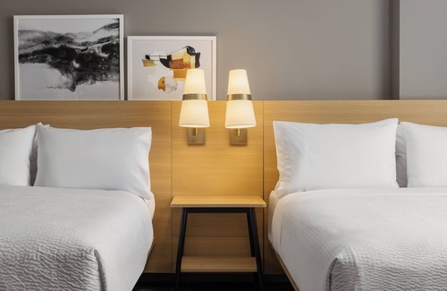 Saint-Laurent Hotel | Staybridge Suites Montréal Airport - St-Laurent by IHG