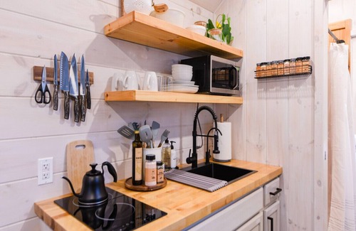 Norcross House | Staycation TV Featured "Magnolia Mini" Tiny Home in Downtown Norcross, Atlanta