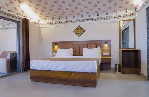 Bhuj Hotel | Stayguru Road to Heaven Resort