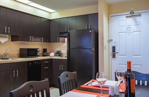 Florida Central Atlantic Coast Apartment | staySky Suites - I Drive Orlando