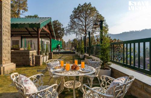Kasauli Villa | StayVista at Cas Mir 4BHK Private Pool Villa with Valley View in Kasauli