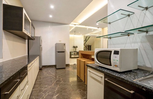 Howrah Villa | Stayvista at Timeless Elegance w/Pool, Bbq, Wi-fi