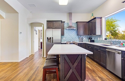 Gold Canyon House | Stellar dog-friendly home with gas grill, patio, kitchen, TV, and washer/dryer