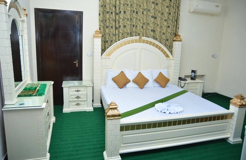 Lahore House | Step Inn Guest House