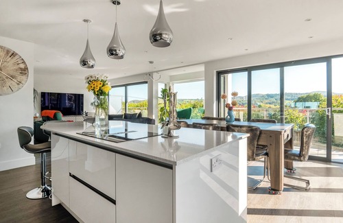Cradley Cottage | Step into indulgence, where every detail is tailored for your comfort.