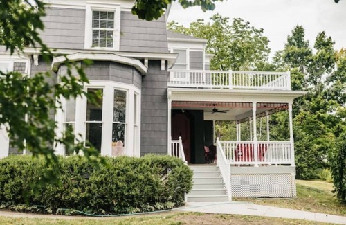 Maquoketa House | Stephens House-Victorian home restored & renovated