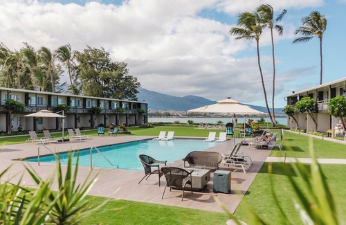 Kahului Hotel | Steps From Haleakala’s Sunrise Spot | 2 Units