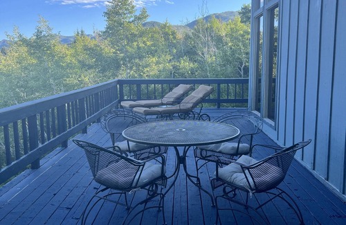 Steamboat Springs Ski Chalet | Steps from the slopes - Mountain retreat in Steamboat Springs!