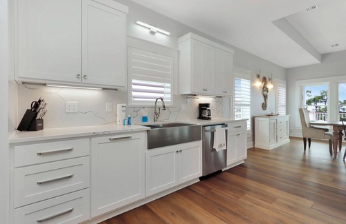 Port St. Joe House | ☀️Steps to Beach | Great Decks | Golf Cart Available | Home Away From Home☀️