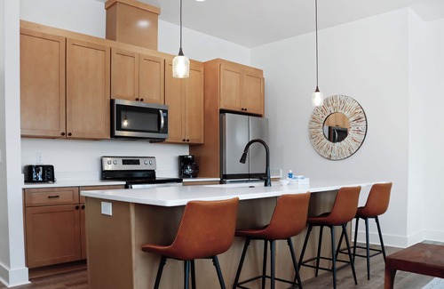 Port St. Joe House | 🏖️Steps to Marina | Bay Views | Pet Friendly | Highball Heaven🏖️