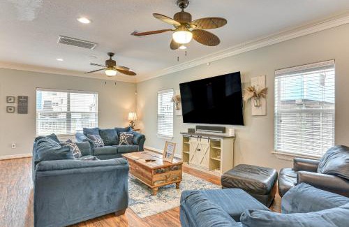 Surfside Beach House | Steps to Surfside Beach Large Group Gulf Retreat