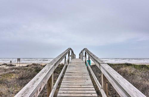 Freeport House | Steps to Surfside Beach Idyllic Gulf Coast Escape