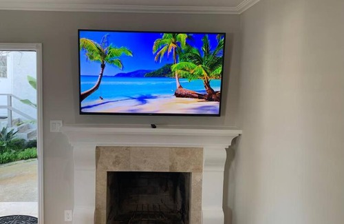 Encinitas House | Steps To The BEST Beach . Surf . Spa . Main Street