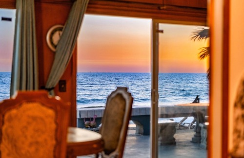 Mussel Shoals House | Steps To The Sand, Ocean Views, Endless Relaxation