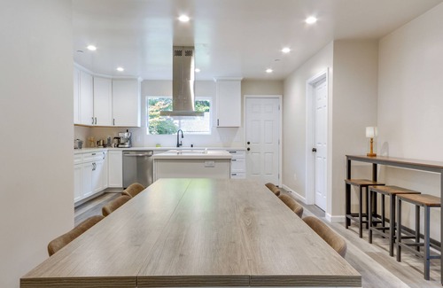 Monte Rio House | Steps to Town & River: Modern Monte Rio Retreat