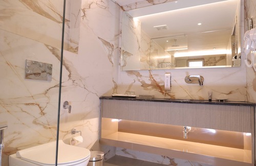 DLF Phase 3 Hotel | Stepstones Hotels and Inn