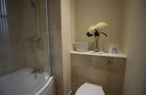 Basingstoke Apartment | Sterling House @ Short Stays