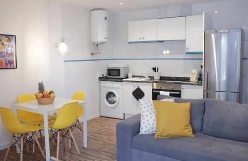 Barrio del Carmen House | Stilish one bedroom apartment in the heart of El Carmen