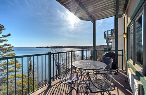 Two Harbors Apartment | Stille on Superior Shores II