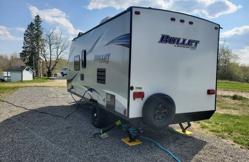 Cherryfield Apartment | Stillwater Hostel RV Rental
