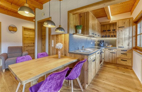 Barnzell Apartment | Stilvoll eingerichtete Ferienwohnung mit eigener Südterrasse