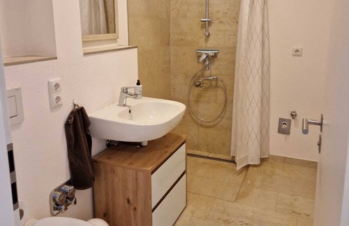 Rossdorf Apartment | Stilvolle Gemütliche Wohnung!