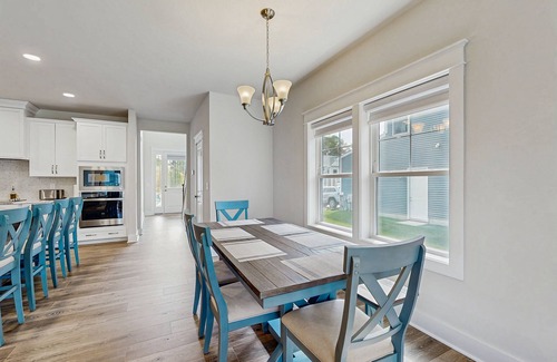 Ocean View Condo | Stingray Harbor condo with W/D, WIFI, close to restaurants