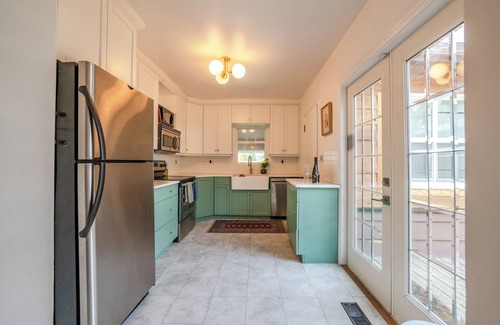 Okanagan-Similkameen House | Stirling Family Home, an eclectic home near downtown Penticton