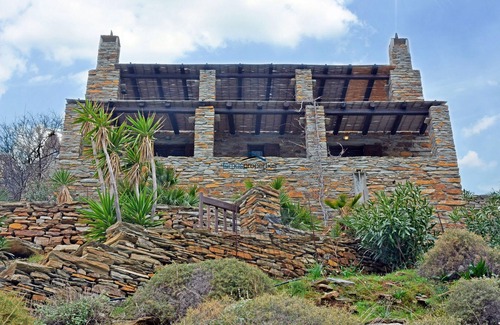 Kea Villa | Stone built waterfront villa with direct access to the sandy beach of Spathi,